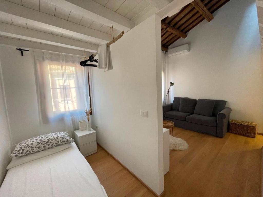 Casa Vacanze Giorgetta Palazzina Privata Di Due Piani Chioggia Exteriör bild